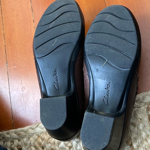 Clarks brown leather booties / shoes - Picture 2 of 4